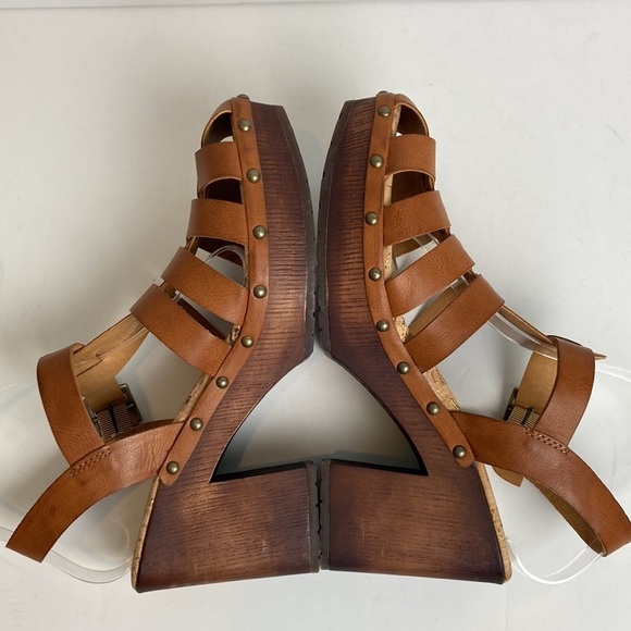 Korks Whitney Platform Sandals Sz 10 Fisherman Studded Heeled Boho Vacation - Picture 14 of 16